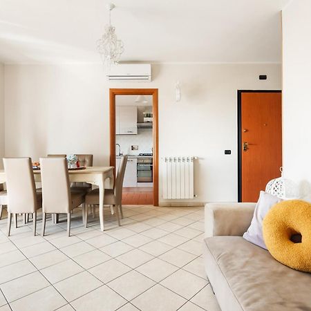 Casa Vacanze Giramondo ฟิวมิชีโน ห้อง รูปภาพ