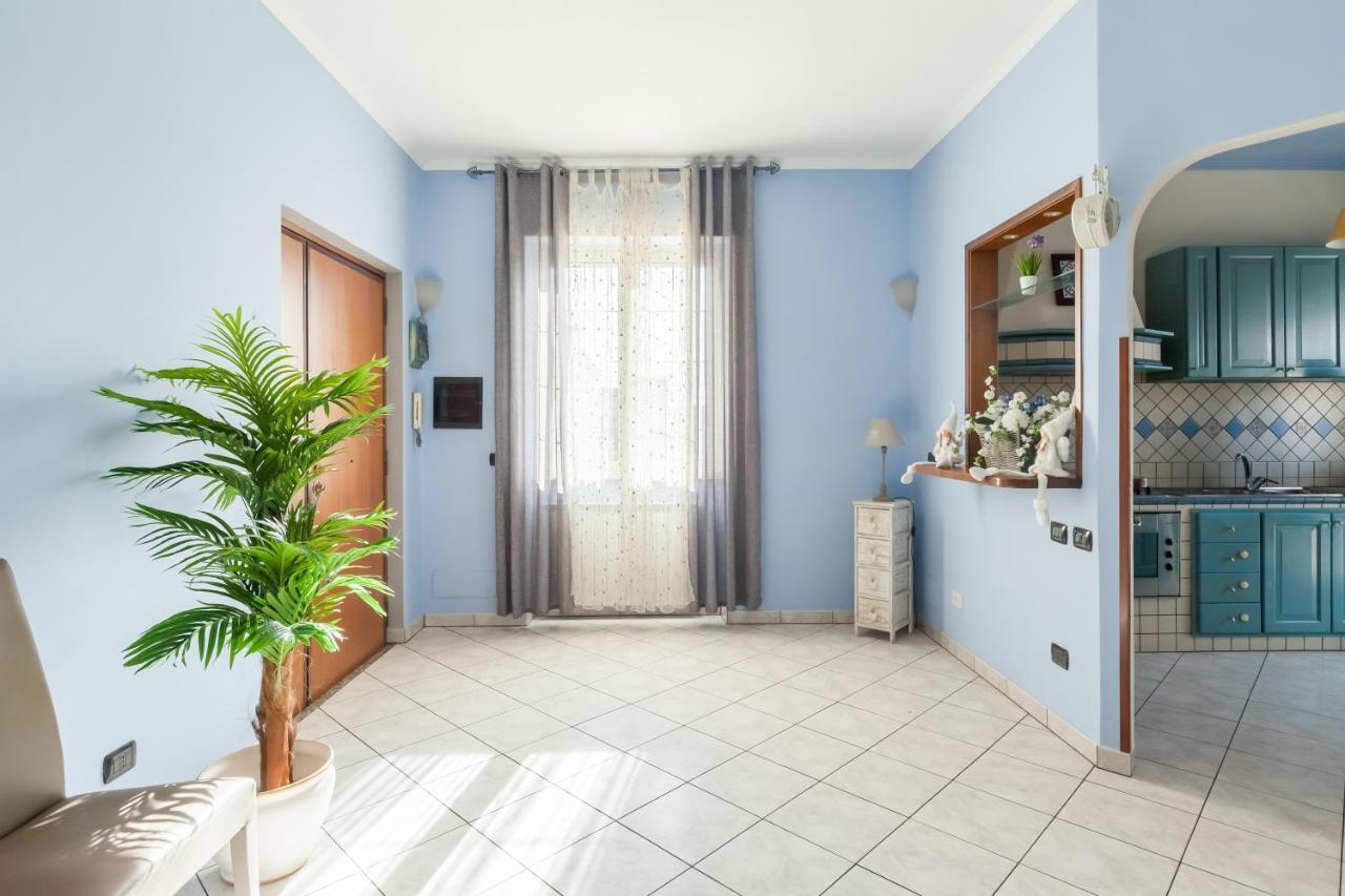Casa Vacanze Giramondo ฟิวมิชีโน ภายนอก รูปภาพ