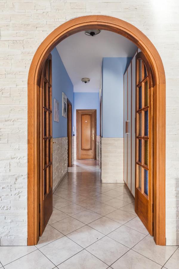 Casa Vacanze Giramondo ฟิวมิชีโน ภายนอก รูปภาพ