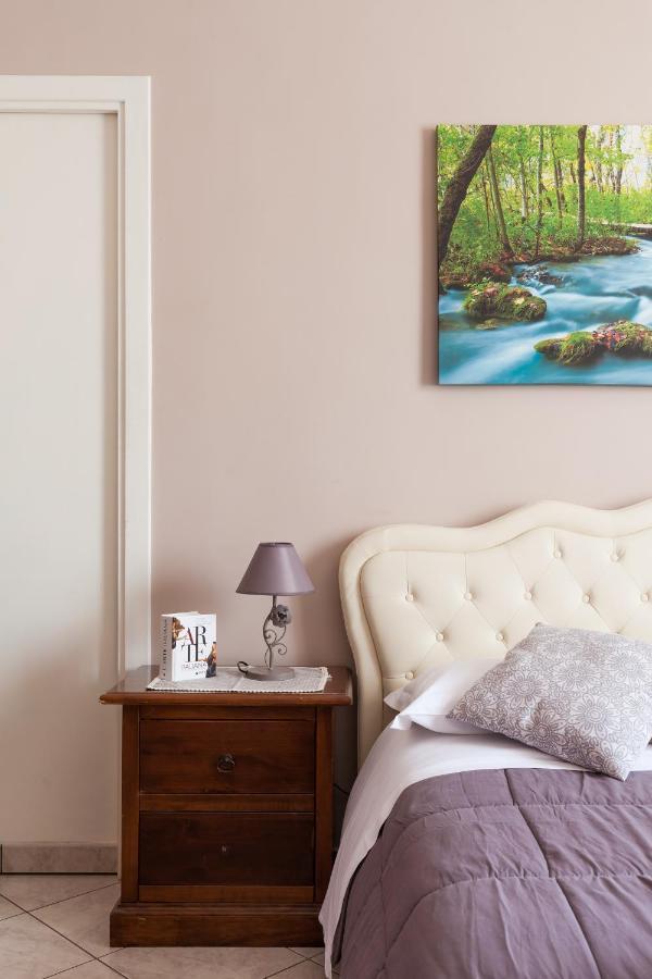 Casa Vacanze Giramondo ฟิวมิชีโน ภายนอก รูปภาพ