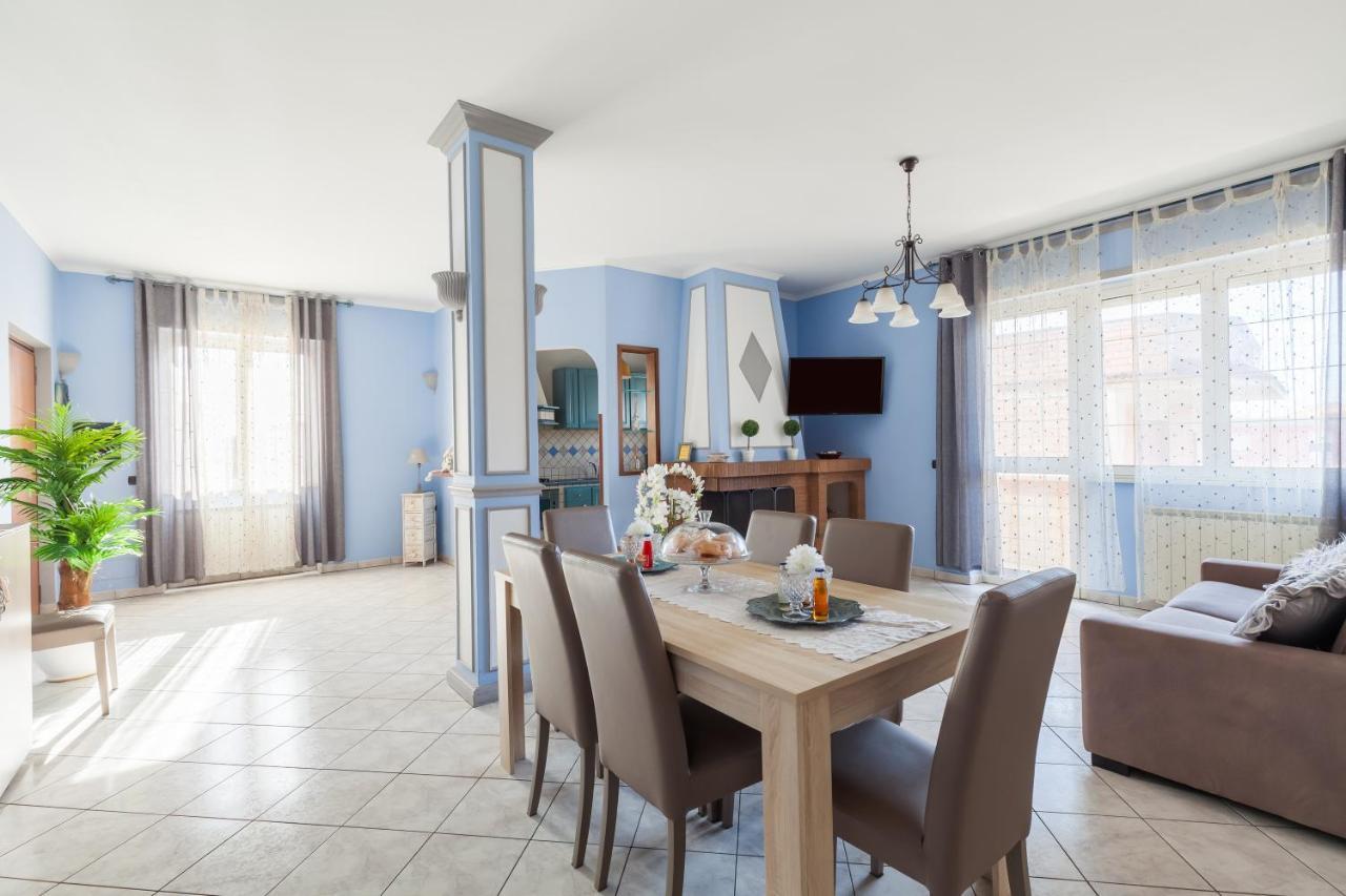 Casa Vacanze Giramondo ฟิวมิชีโน ภายนอก รูปภาพ