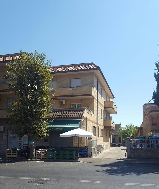 Casa Vacanze Giramondo ฟิวมิชีโน ภายนอก รูปภาพ