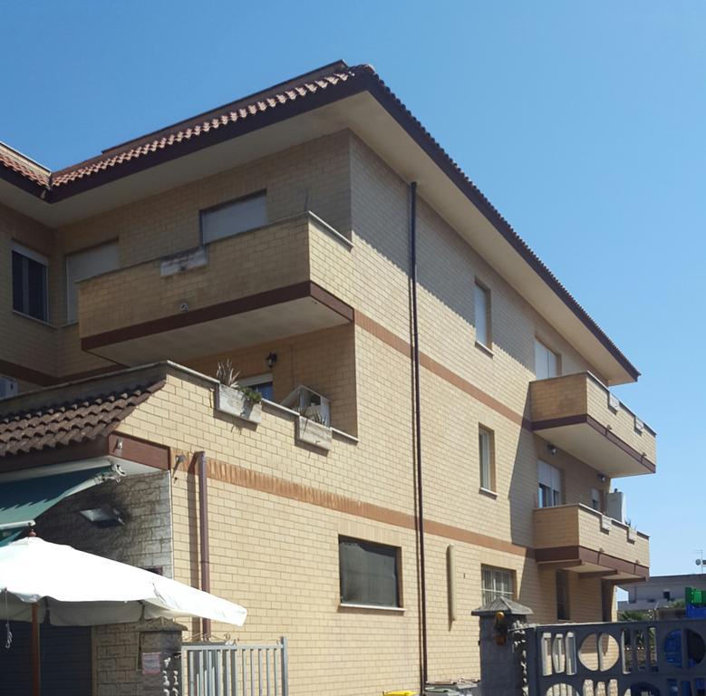 Casa Vacanze Giramondo ฟิวมิชีโน ภายนอก รูปภาพ