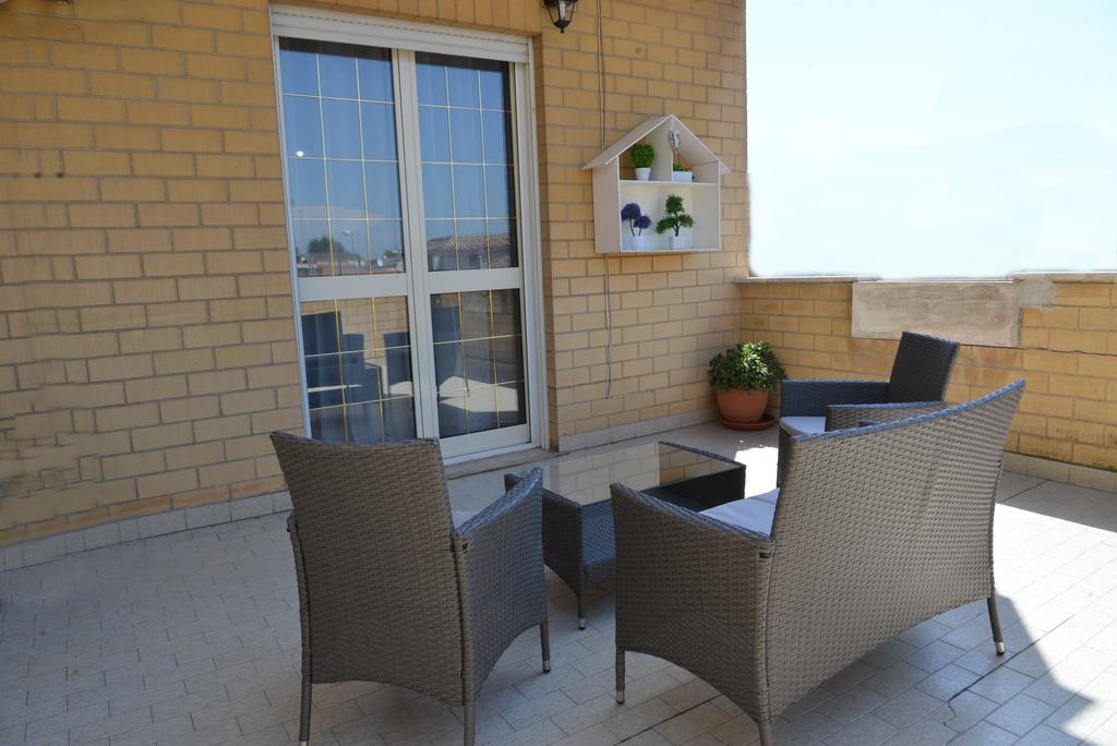 Casa Vacanze Giramondo ฟิวมิชีโน ภายนอก รูปภาพ