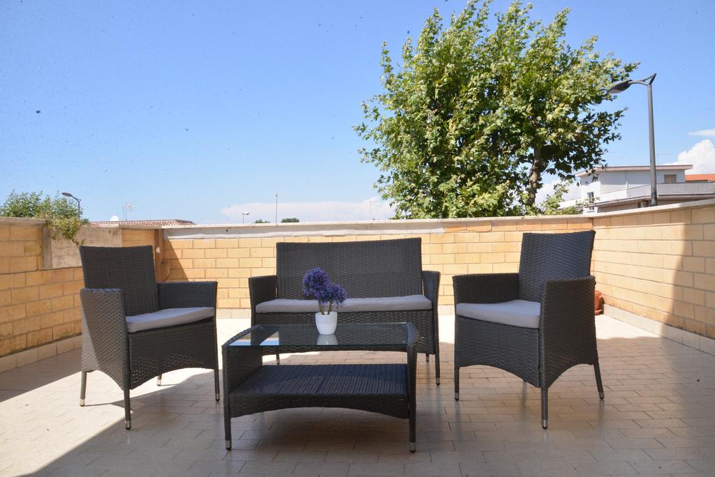 Casa Vacanze Giramondo ฟิวมิชีโน ภายนอก รูปภาพ